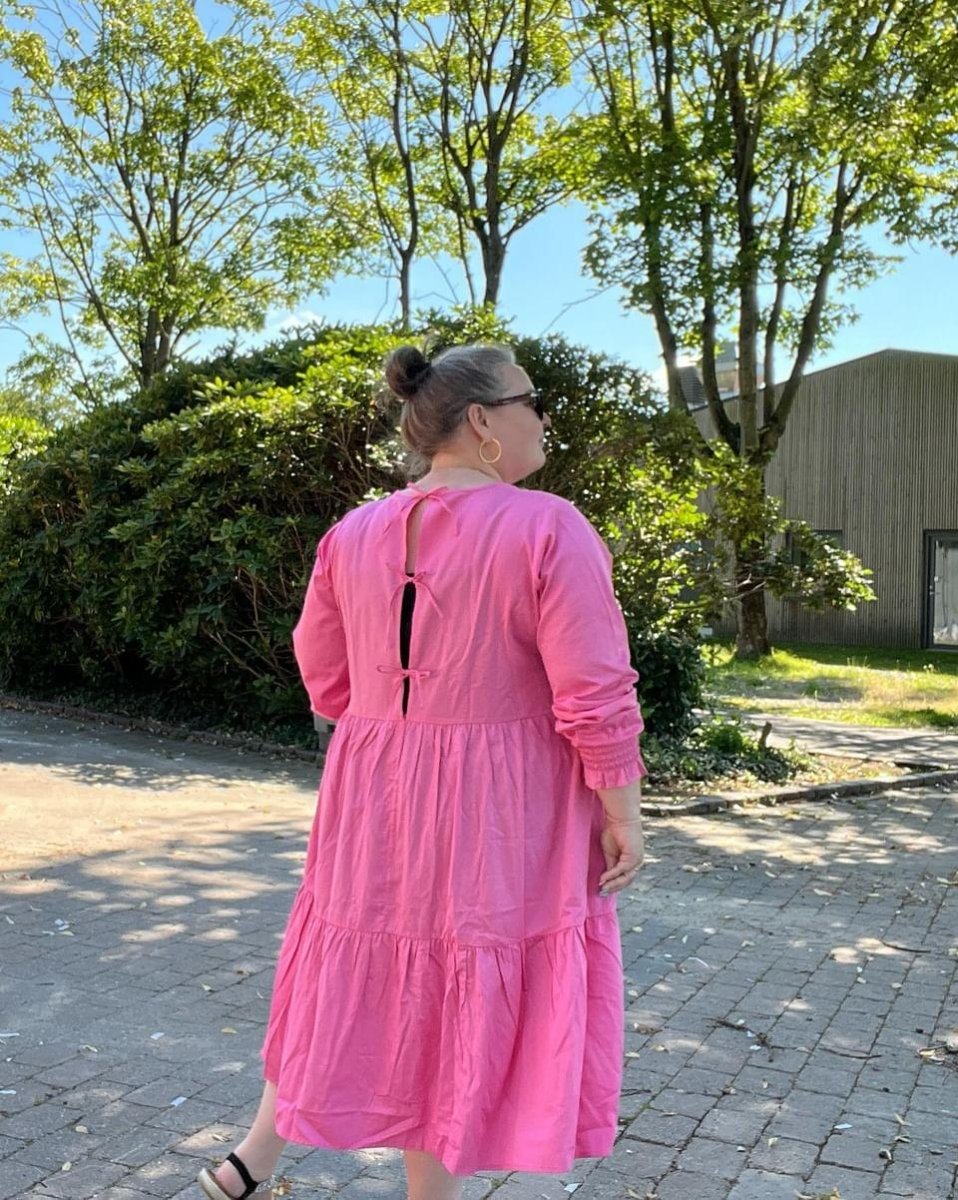 Anyday Curves Kjole - Lea Kjole Pink - 38/40 (XS) - Diversita -