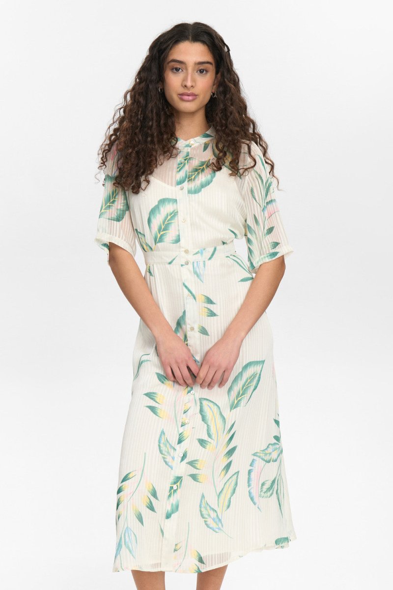 NUMPH Kjole - NUKYNDALL SS DRESS - 34 - Diversita -
